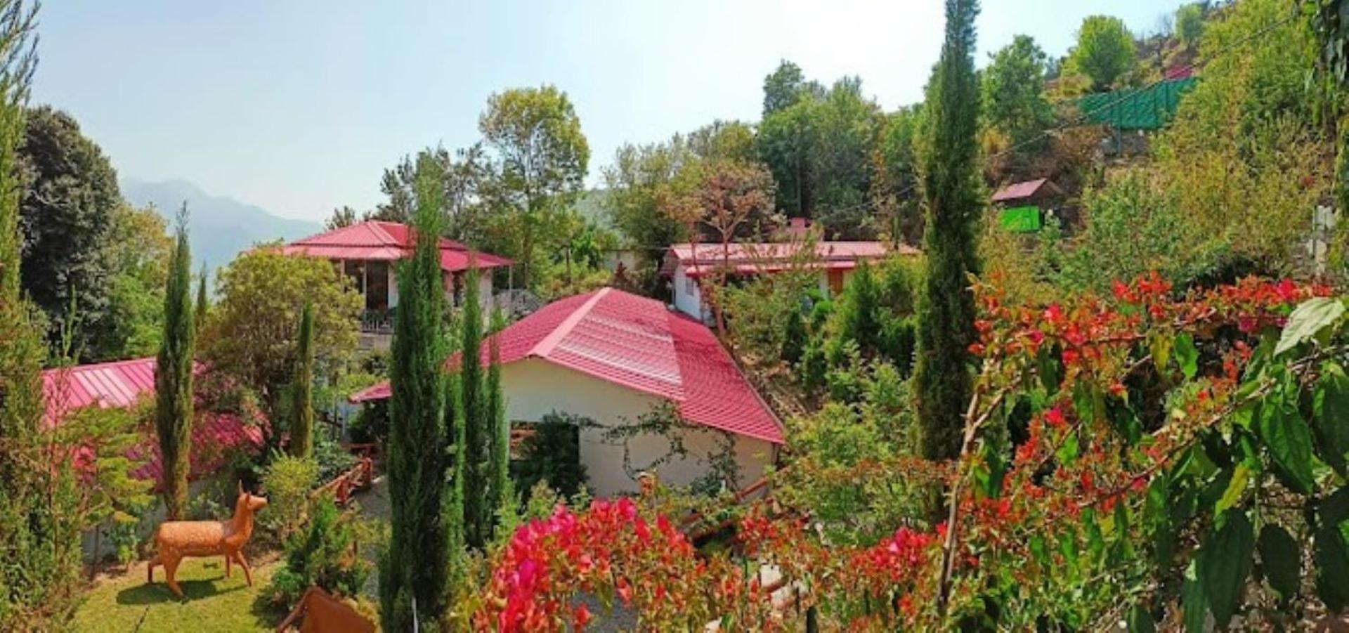 The Village Retreat Resort , Guptkashi Gupta Kāshi Extérieur photo